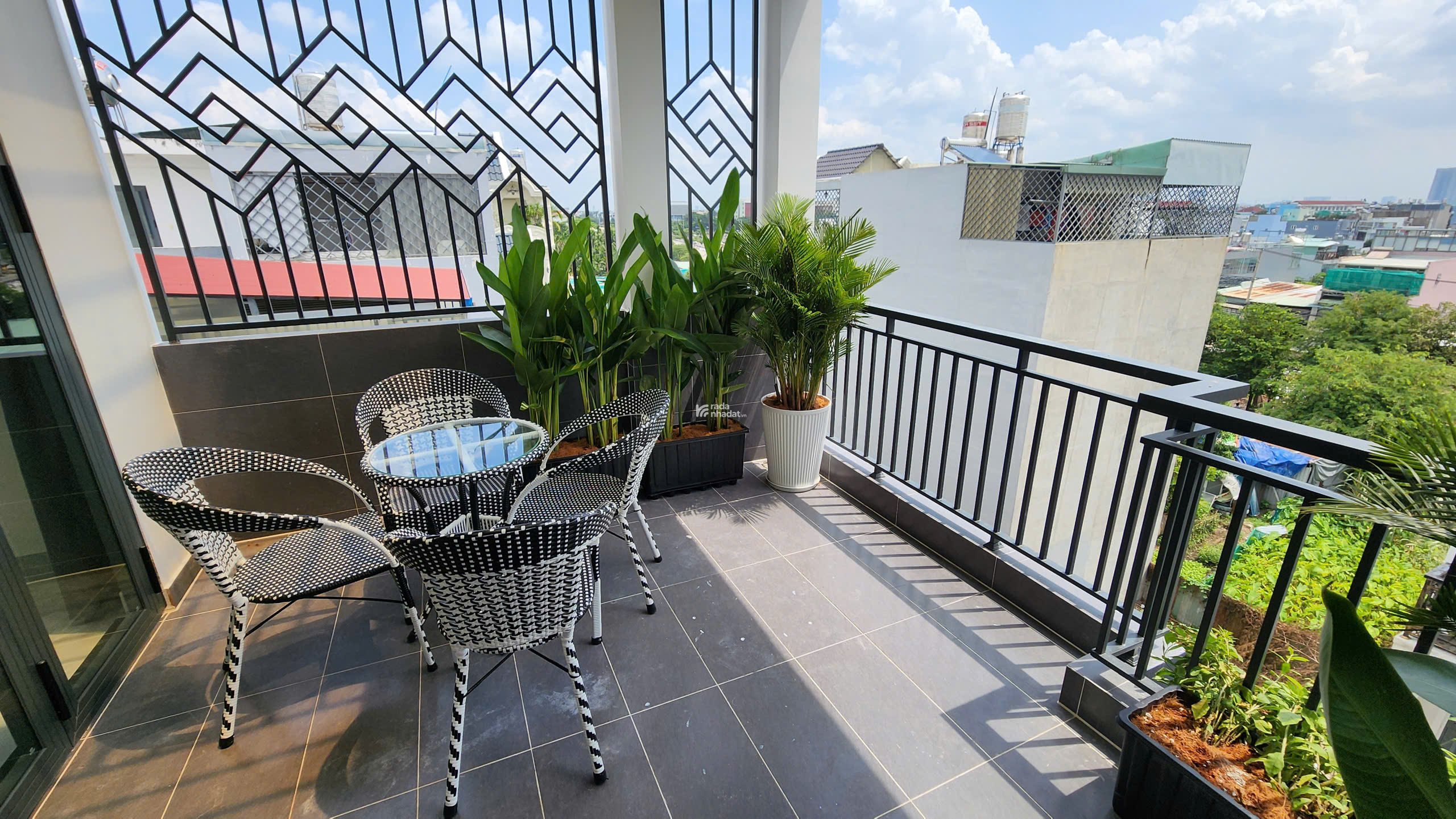 NHÀ PHỐ KHU VIP 4 TẦNG - THẠNH LỘC 29, QUẬN 12 - CHỈ 1 CĂN BLACK HUYỀN BÍ - 4 TỶ NHẬN NHÀ!