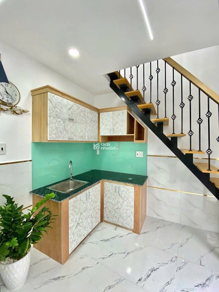 GẦN KCN TÂN BÌNH, ĐƯỜNG D9, TÂN PHÚ, 3 TẦNG CÓ KC MỚI. GIẢM 550TR CHỈ 1.5T TL TỐT