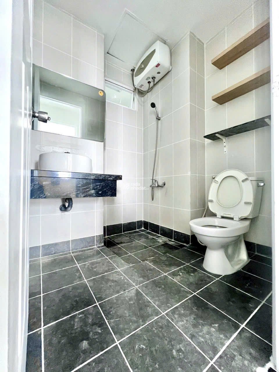 Cần bán căn hộ Cc babylon Quận Tân Phú 77m2, 2pn 2wc , 1 số nội thất giá 4 Tỷ có sổ Lh 0933481089