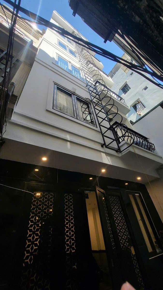 Cho Thuê Studio Gần ĐH Ngoại Thương, ĐH GTVT, Học Viện Ngoại Giao , Full Đồ, 5.7 Triệu