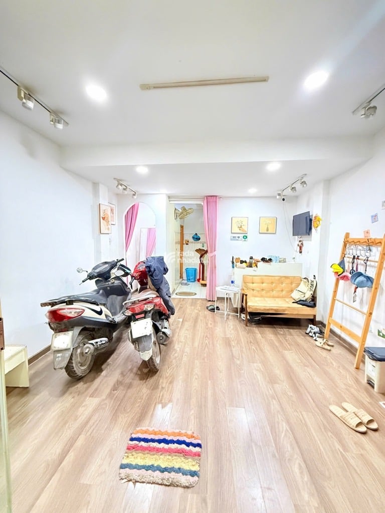 MTKD NGUYỄN THANH TUYỀN, TÂN BÌNH, 33M2 MỚI Ở NGAY. GIẢM 350TR CHỈ 9T 