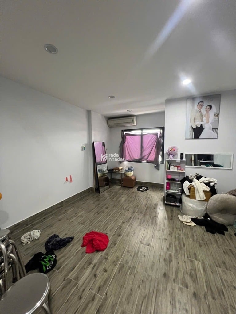 BÁN NHÀ TÊN LỬA 62M2 3 TẦNG 2 MẶT TIỀN CHỈ 8 TỶ NGAY AEON BÌNH TÂN KHU SẦM UẤT