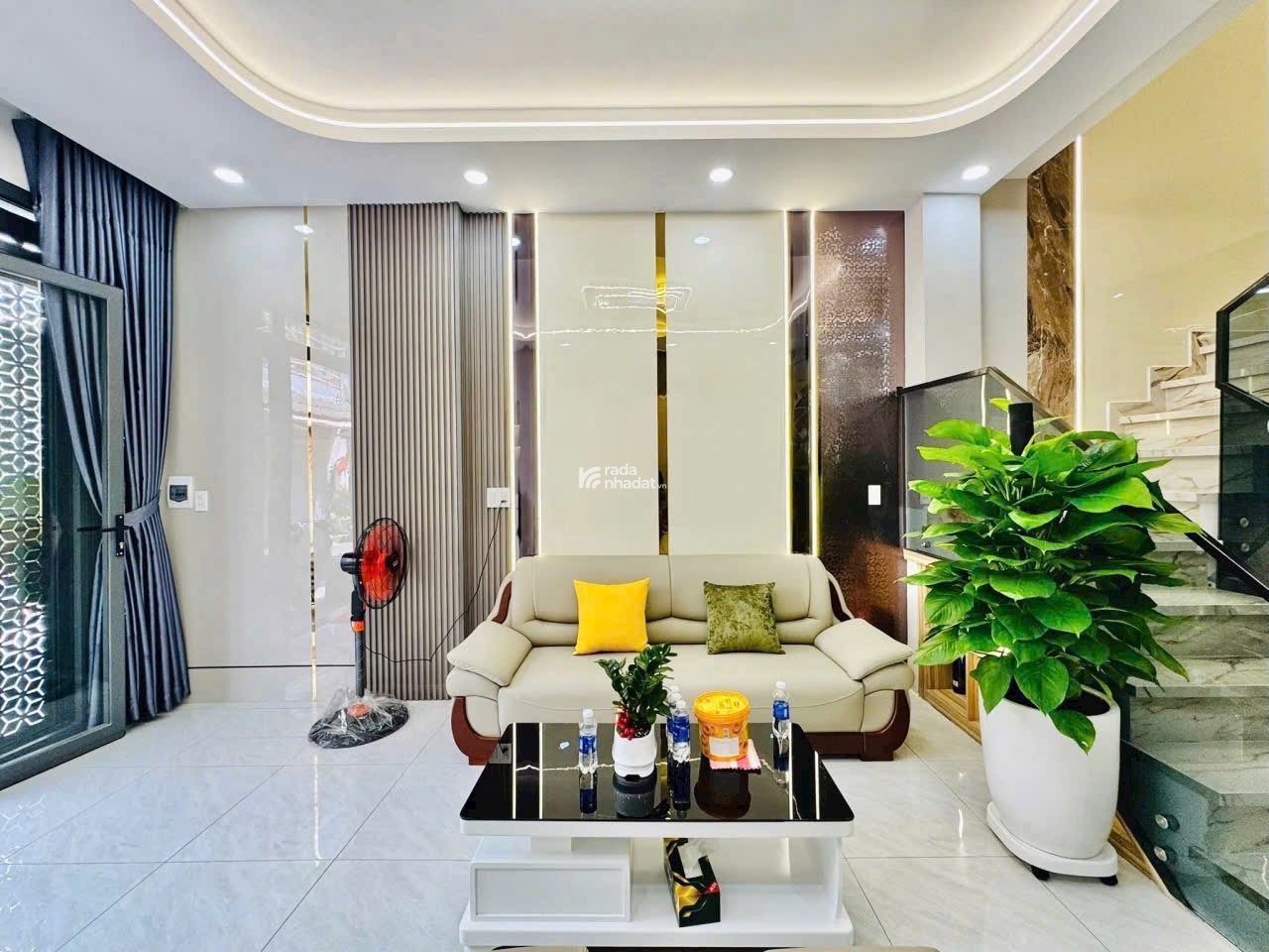 Bán nhà đường Phổ Quang - Phú Nhuận  / Giá 4 Tỷ 860 (Sổ Hồng Riêng)