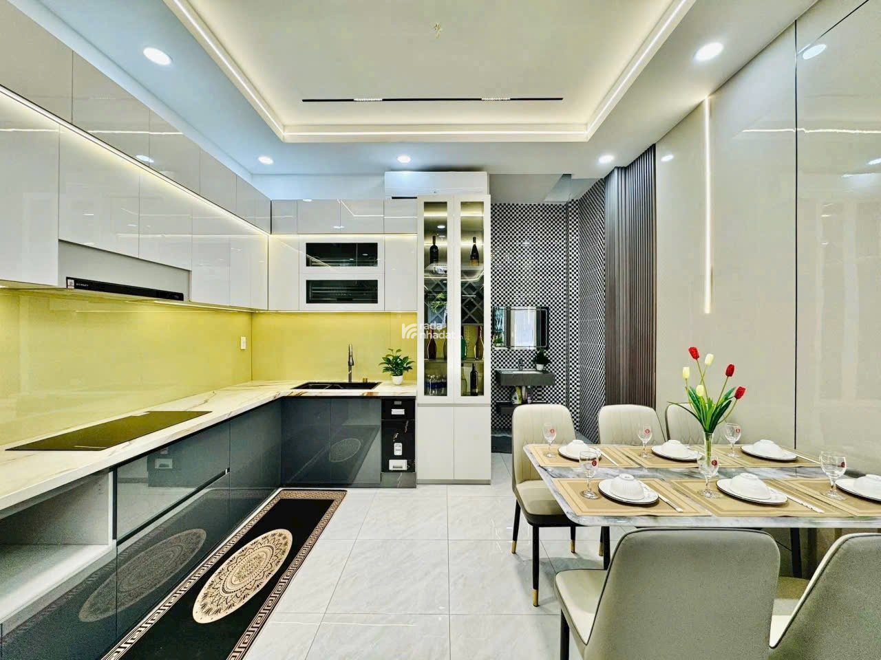 Bán nhà đường Phổ Quang - Phú Nhuận  / Giá 4 Tỷ 860 (Sổ Hồng Riêng)