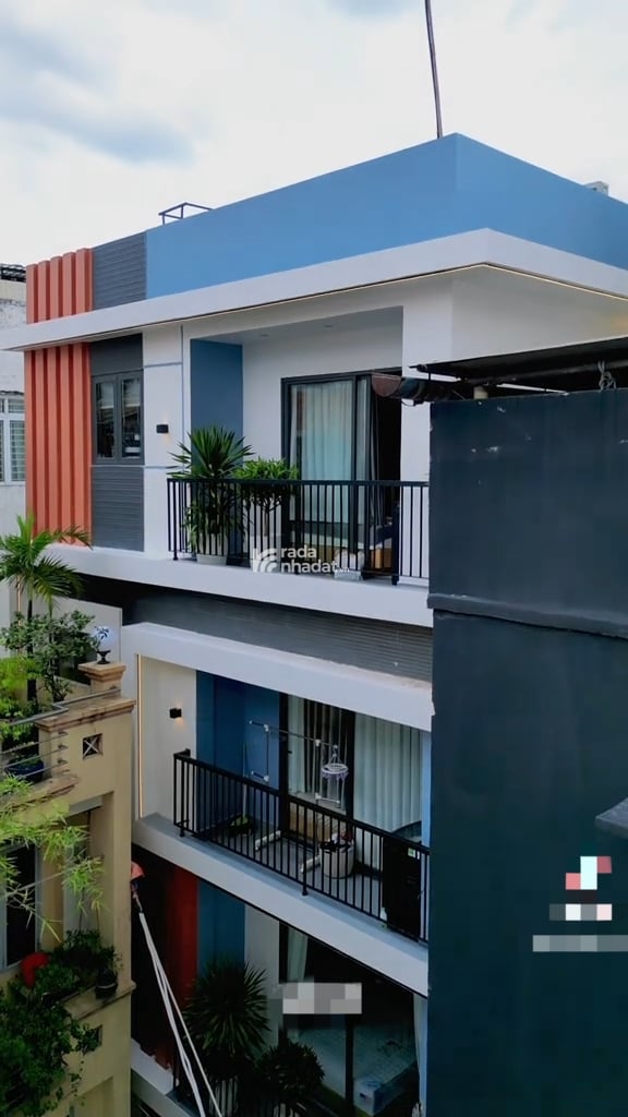 CHDV HẠNG SANG 2 MẶT TIỀN TÔN THẤT TÙNG Q1 - DÒNG TIỀN 1.2 TỶ/NĂM