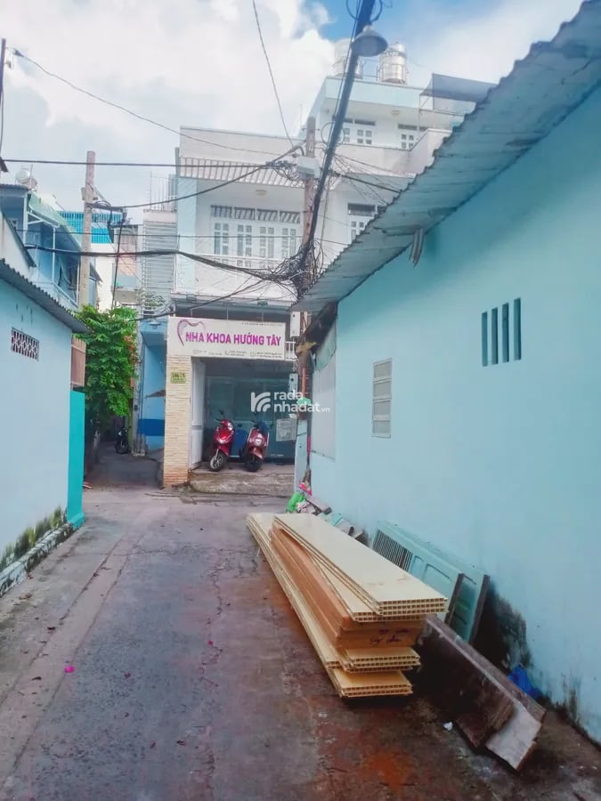 NHÀ ĐẸP BÁN GẤP Đường NGUYỄN SƠN, P Tân Thành,Tân Phú, Chỉ 6,5 Tỷ TL.