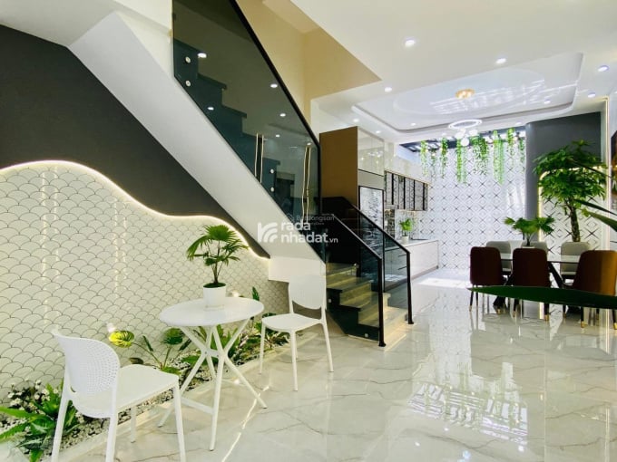 Nhà cần bán gấp Phạm Văn Chiêu, P.14, Gò Vấp, 3,37 tỷ - 1 trệt 2 lầu, sổ riêng, đầy đủ tiện ích