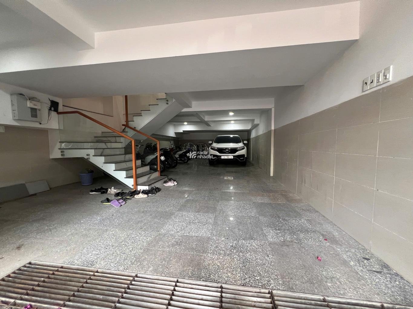 SIÊU PHẨM, MẶT TIỀN KINH DOANH GẦN NÚT GIAO GÒ DƯA, 4 TẦNG 6X20 CHỈ 18,5 TỶ.