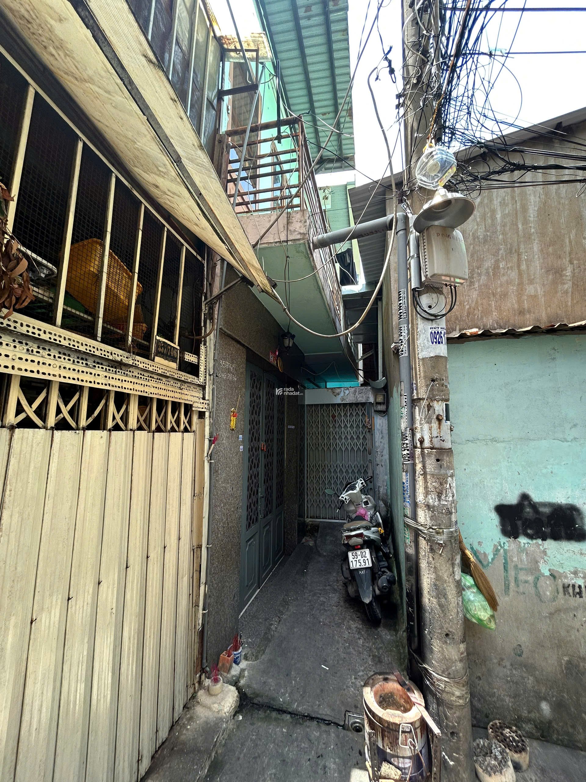 CHÍNH CHỦ BÁN NHÀ NỞ HẬU HẺM YÊN TĨNH PHƯỜNG 11, QUẬN 6 , 3TỶ2. 0908166988 TL