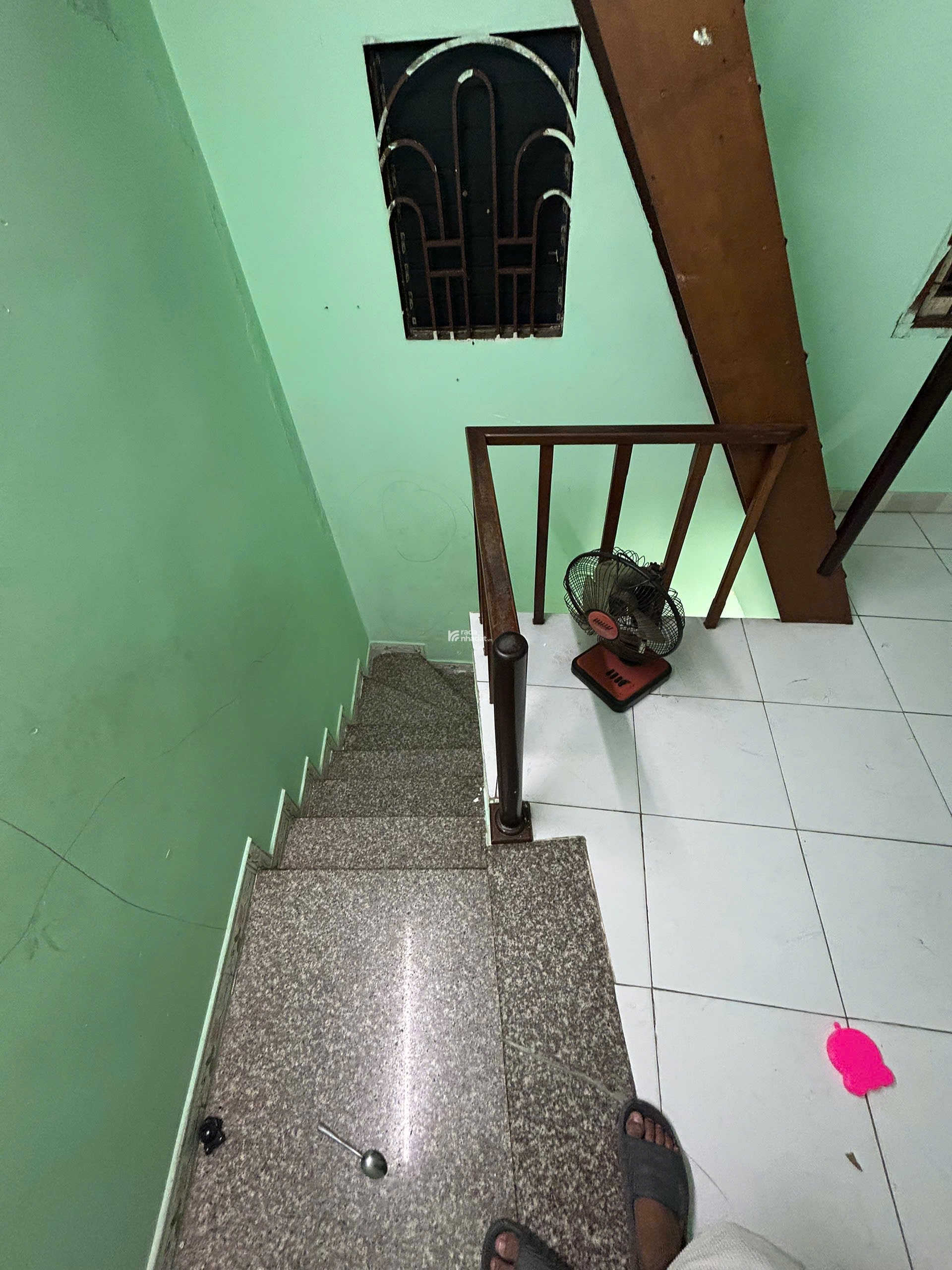 CHÍNH CHỦ BÁN NHÀ NỞ HẬU HẺM YÊN TĨNH PHƯỜNG 11, QUẬN 6 , 3TỶ2. 0908166988 TL
