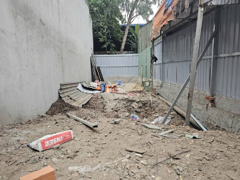 HẺM XE HƠI BÌNH LONG, TÂN PHÚ, 58M2 ĐẤT TRỐNG HIẾM CÓ. GIẢM 450TR CHỈ CÒN 5.5T TL TỐT