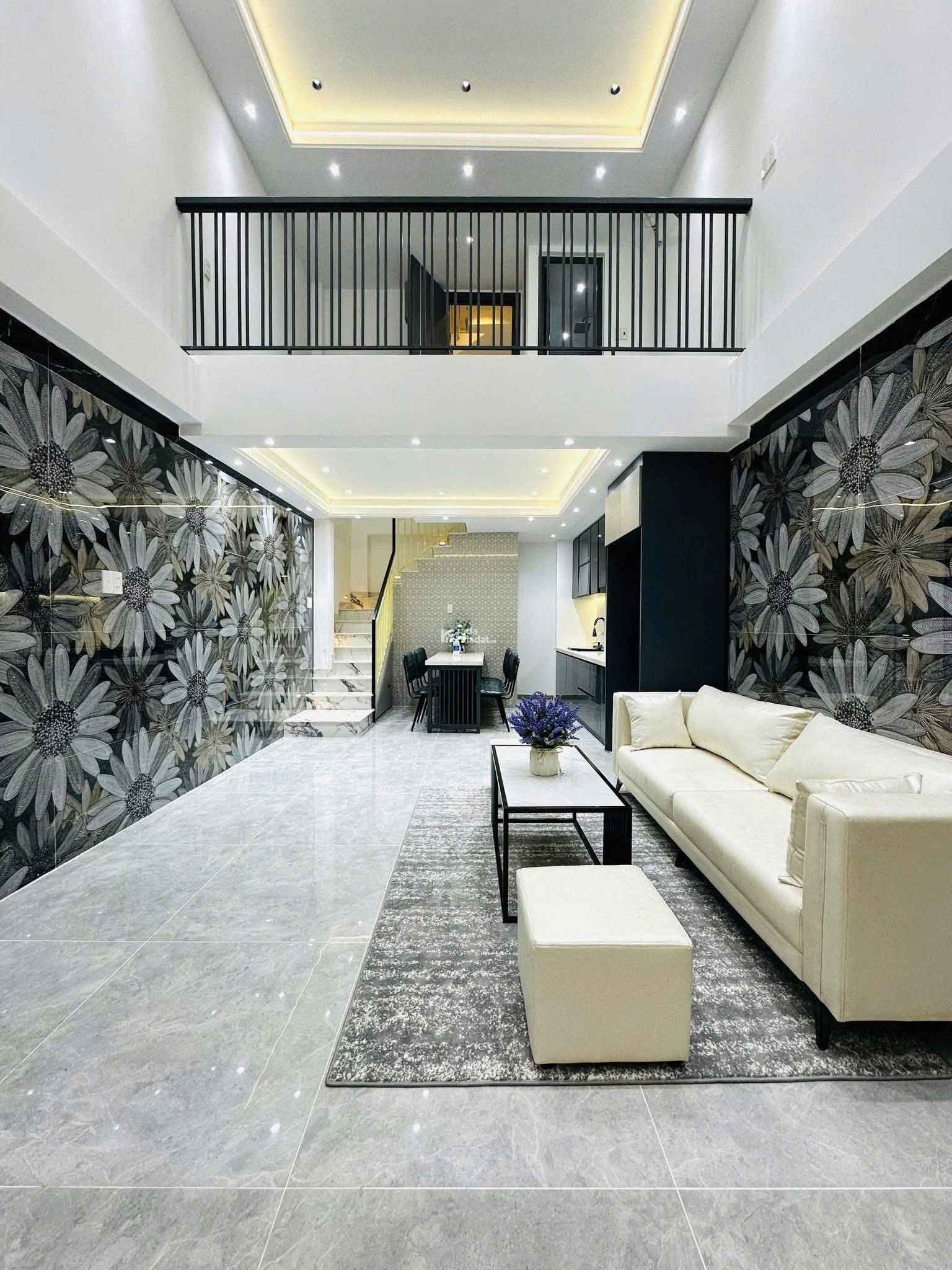 Chỉ 4tỷ 480 đã sở hữu nhà 43m2 đường Trần Bình Trọng, P5, Bình Thạnh. Xây 4 tầng, hẻm 6m