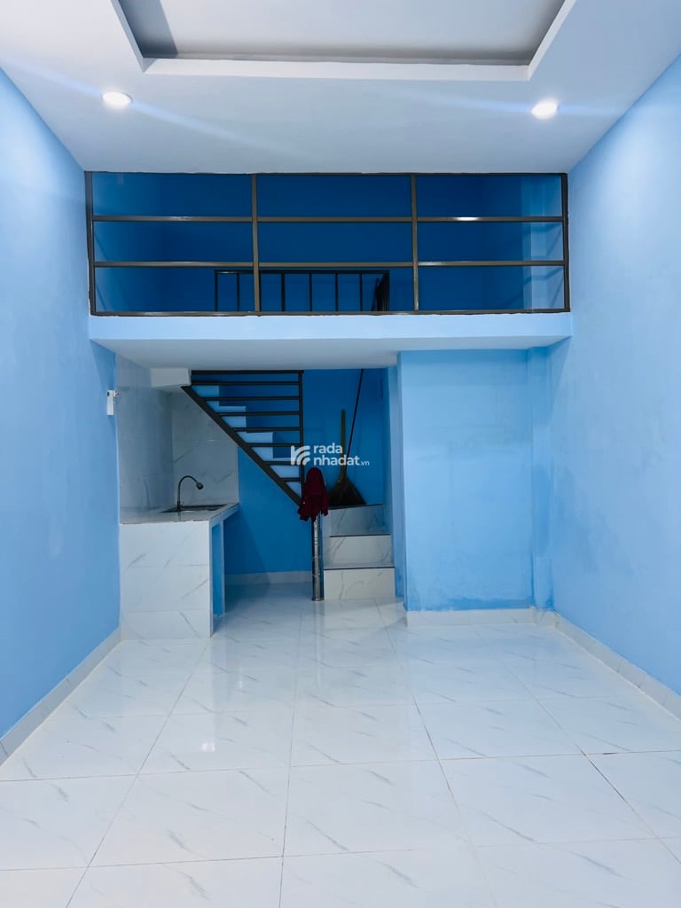 HẺM XE HƠI SÁT NHÀ, LẠC LONG QUÂN, TÂN BÌNH, 30M2 CÓ KC Ở NGAY. GIẢM 350TR CHỈ CÒN 3.8T TL 
