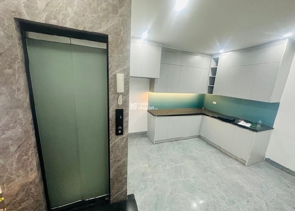 NHỈNH 10 TỶ - 5 TẦNG 50M2 - TRẦN CUNG - NHÀ ĐẸP - THANG MÁY - Ở LUÔN - FULL NỘI THẤT