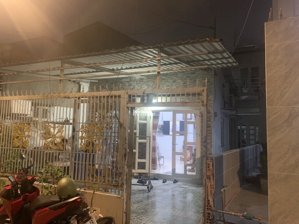 HẺM XE HƠI TRÁNH SÁT MẶT TIỀN, GẦN NÚT GIAO GÒ DƯA, NGANG HIẾM 5m; 88m2; 6,7 TỶ.