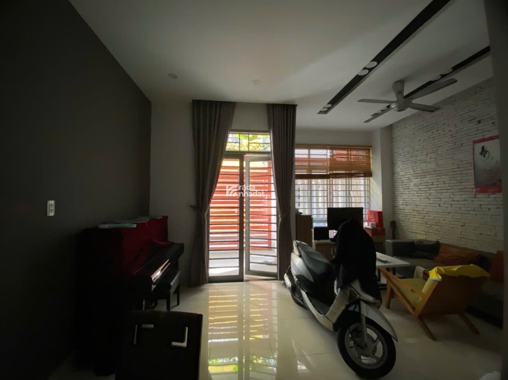 HẺM NHỰA 6M - THIÊN PHƯỚC - TÂN BÌNH - NGANG GẦN 6M - TẶNG TOÀN BỘ NỘI THẤT - KHU VIP NHÀ 4 TẦNG