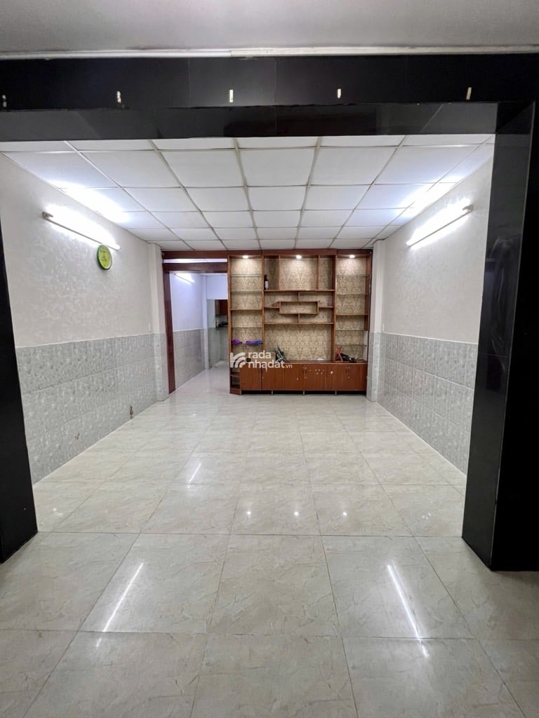 HẺM XE HƠI LÊ TRỌNG TẤN, TÂN PHÚ, CHUẨN 56M2 HIẾM CÓ. GIẢM 550TR CHỈ 6T TL TỐT