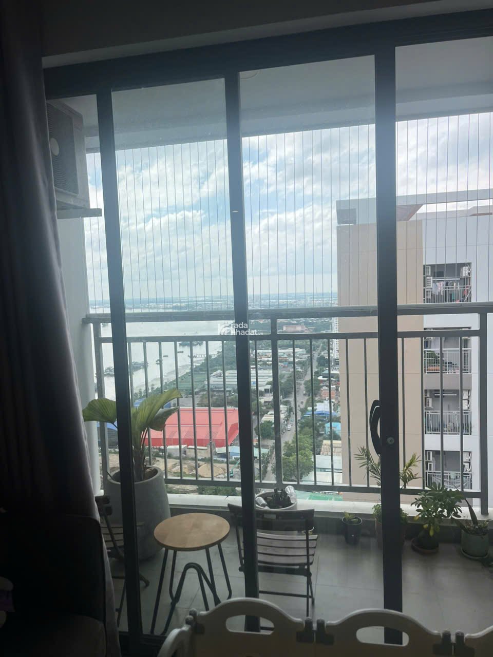 67m2 - Giá 3.8 tỷ bao thuế phí - View sông 2PN2WC, Q7 Riverside
