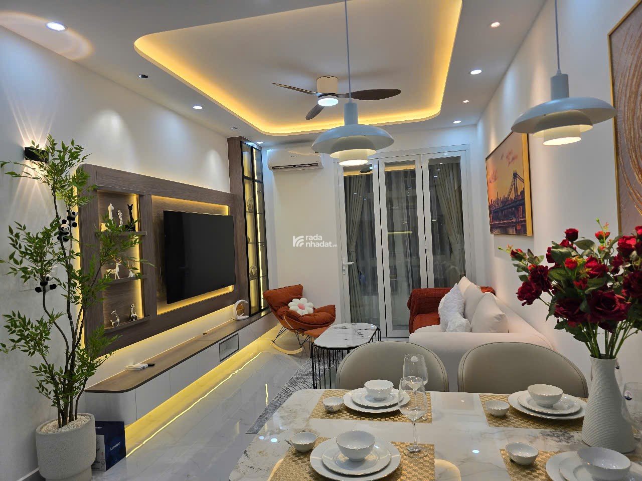 Bán nhanh căn hộ Sky garden 1, PMH, Q7, dt 71m2, tk 2PN nhà mới đẹp, giá chỉ 4,7 tỷ 
