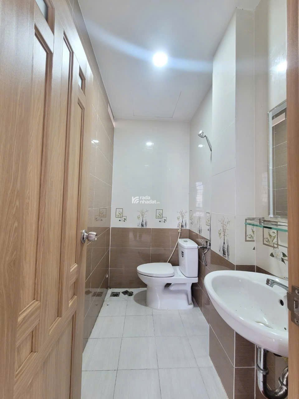 [Bình Thạnh] NGUYỄN XÍ HẺM Ô TÔ TRÁNH, NHÀ 5 TẦNG MỚI ĐẸP, KHU PHÂN LÔ, GIÁ 8.9 TỶ