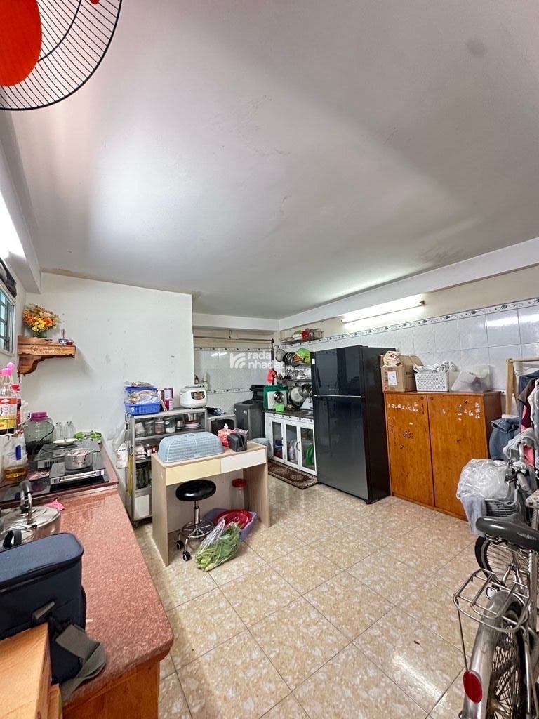 Trung tâm Tân Phú 63M26.3 tỷ thương lượngnhà 3 tầng - đường rộng 6m thôngđầu tư, làm vp