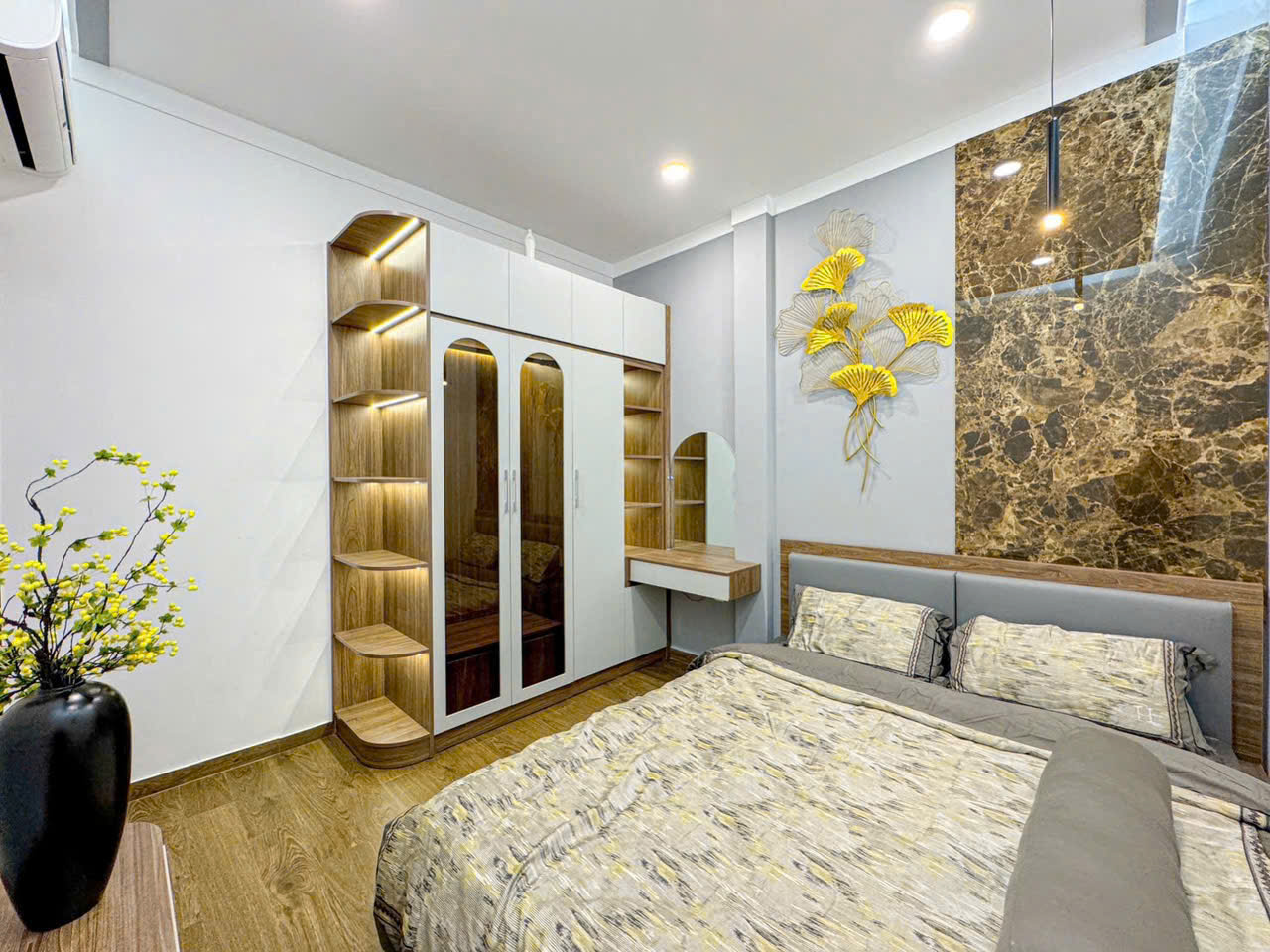 Bán Nhà Phố Hiện Đại Trần Khắc Chân, Phường Tân Định, Quận 1, Giá 3 tỷ 450, Diện tích 60m2 