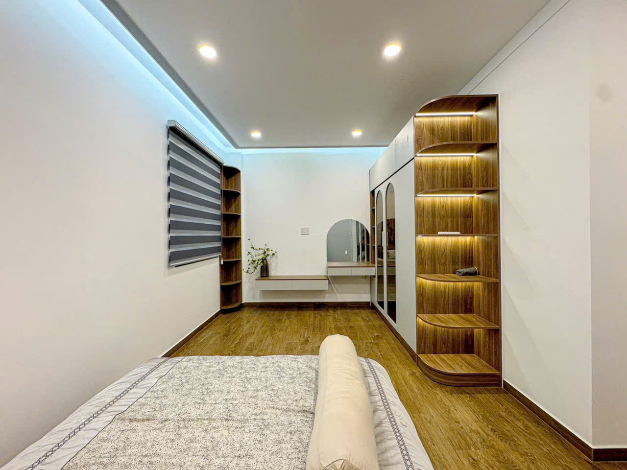 Bán Nhà Phố Hiện Đại Trần Khắc Chân, Phường Tân Định, Quận 1, Giá 3 tỷ 450, Diện tích 60m2 