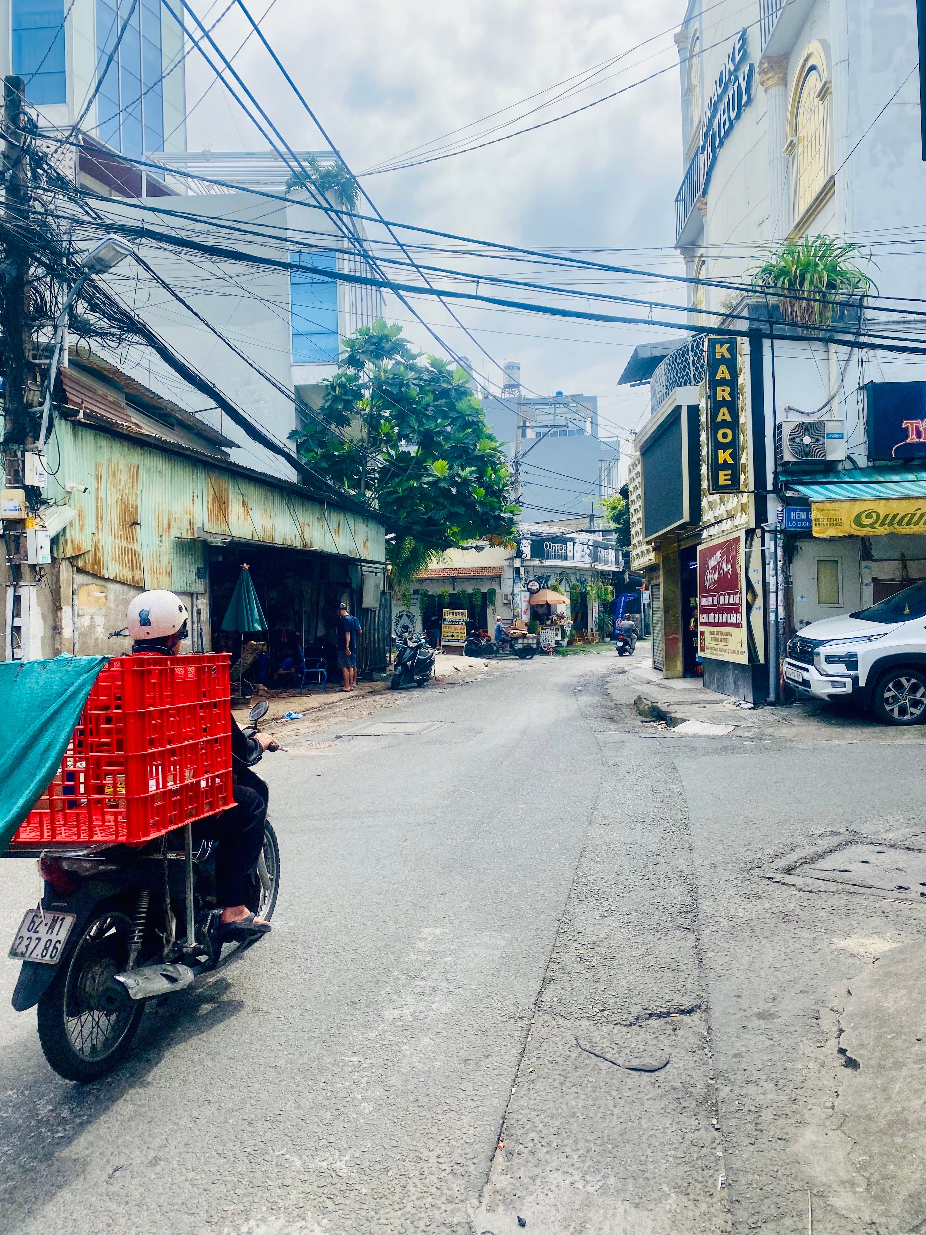 NGAY NGÃ TƯ KÊNH TÂN HOÁ - GIÁP ĐẦM SEN - DÒNG T.IỀN 15TR - 82M NGANG 5.4 - 2 MẶT TIỀN GIÁ TỐT