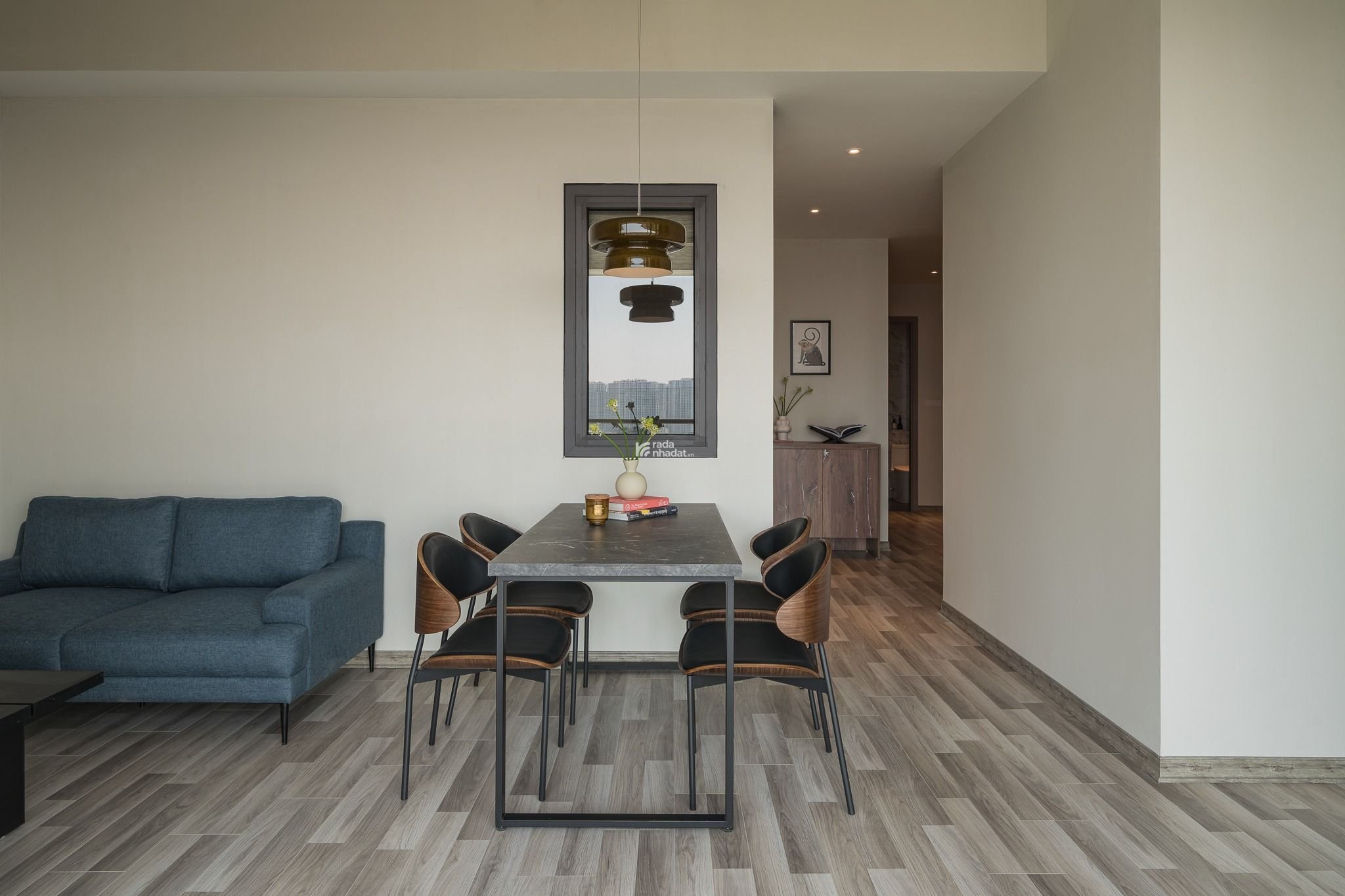 Bán gấp chung cư cao cấp Hoàng Cầu Skyline, 90m2, 2PN, view hồ Hoàng Cầu