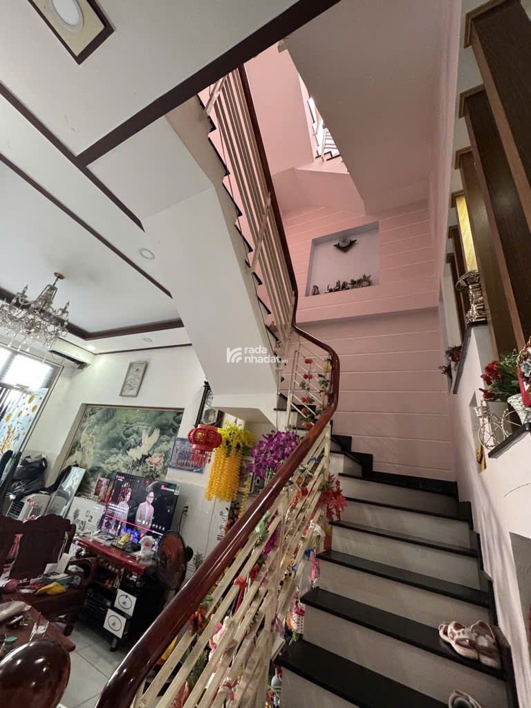 Bán nhà 4 tầng Khu Phân Lô - Làng Tăng Phú Q9. Giá Chỉ 6.X Tỷ - Ở Ngay
