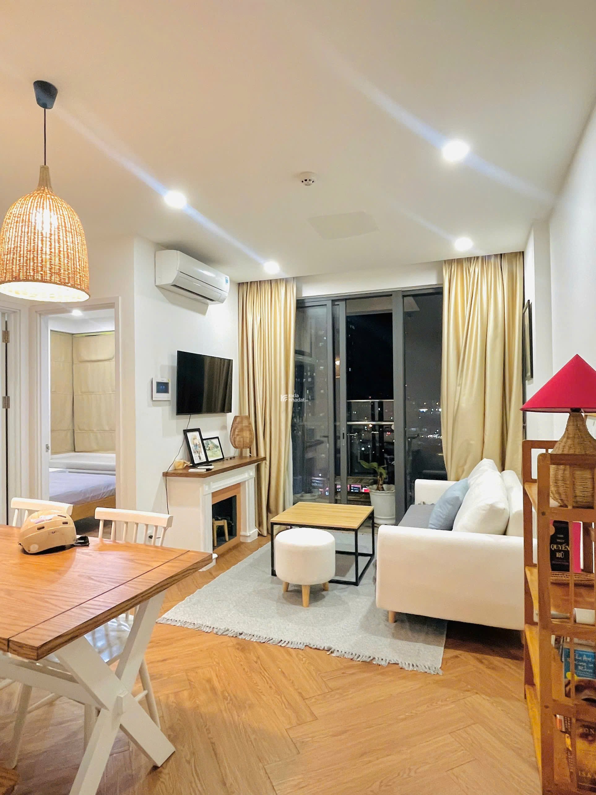 Bán căn hộ D'lusso Q2, 2PN, ban coongj rộng, view thoáng mát, sổ hồng giá rẻ nhất 5,5 tỷ