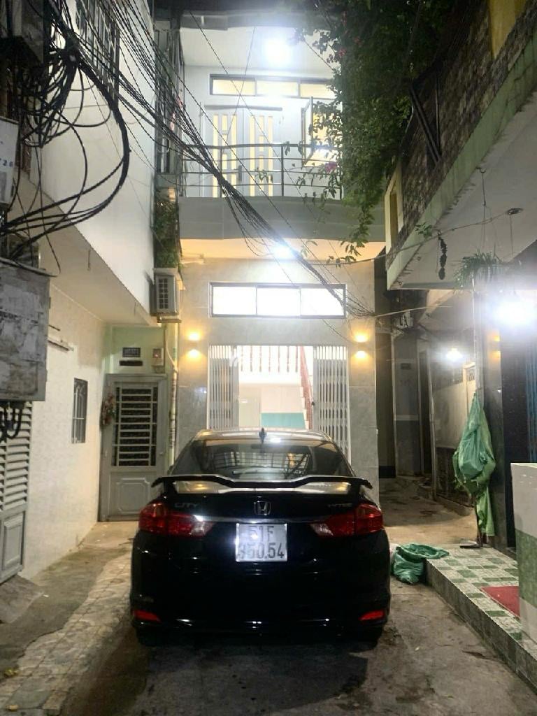 HẺM XE HƠI SÁT NHÀ, NI SƯ HUỲNH LIÊN, TÂN BÌNH, 2 TẦNG CÓ KC Ở NGAY. GIẢM 350TR CHỈ 2.79T TL