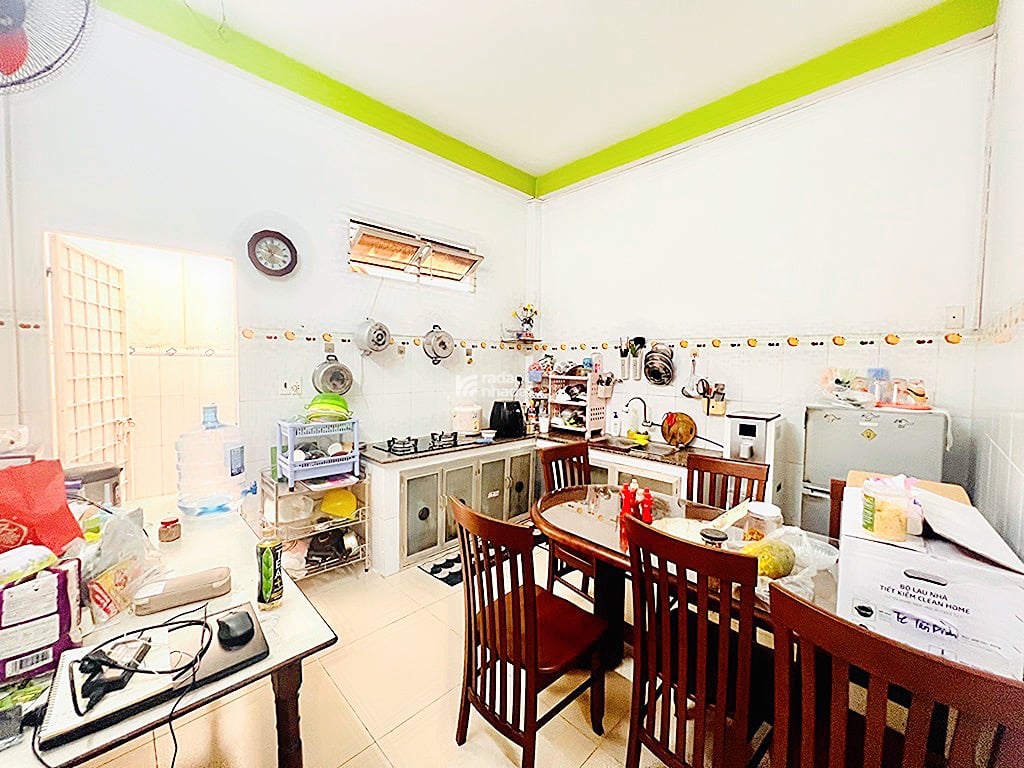 Bán nhà gần lê trọng tấn tây thạnh