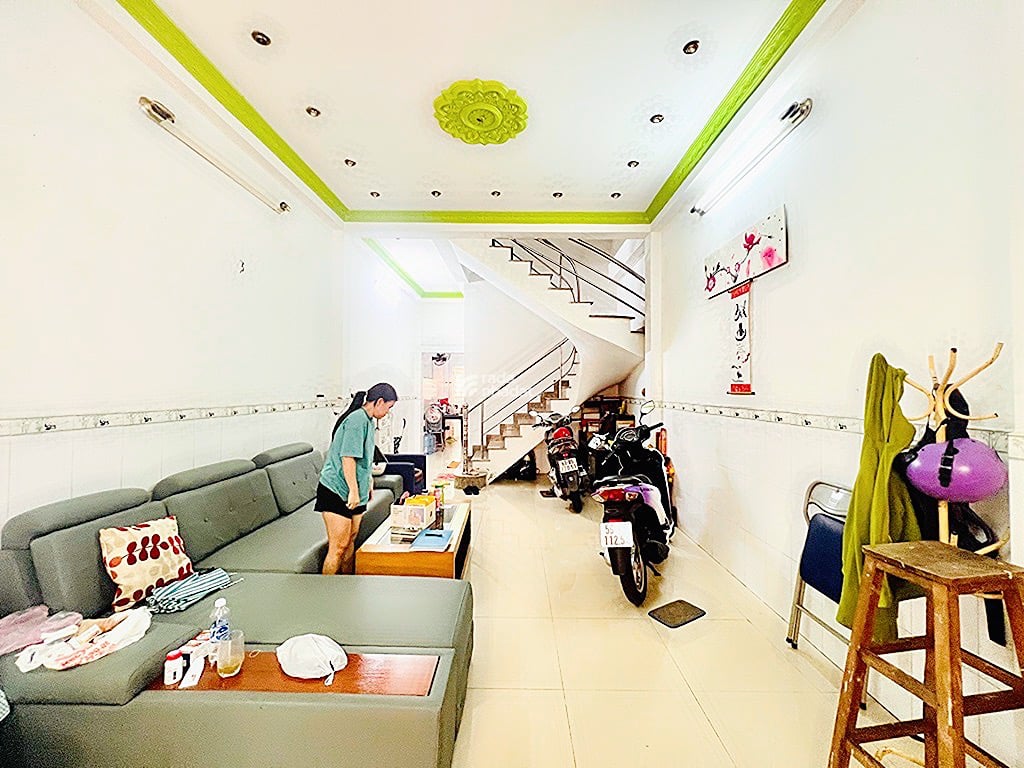 Bán nhà gần lê trọng tấn tây thạnh