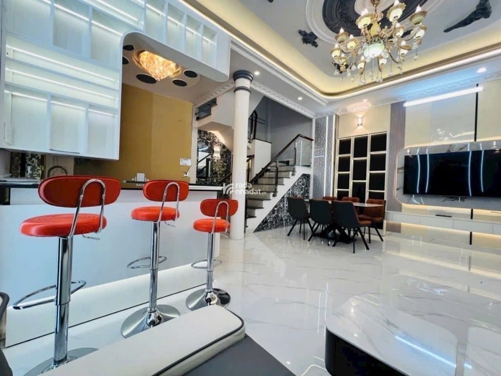 Nhà phố 3 tầng ngay Thị Trấn Nhà Bè; 55m2 4PN; vào ở ngay; khu đồng bộ dân trí cao