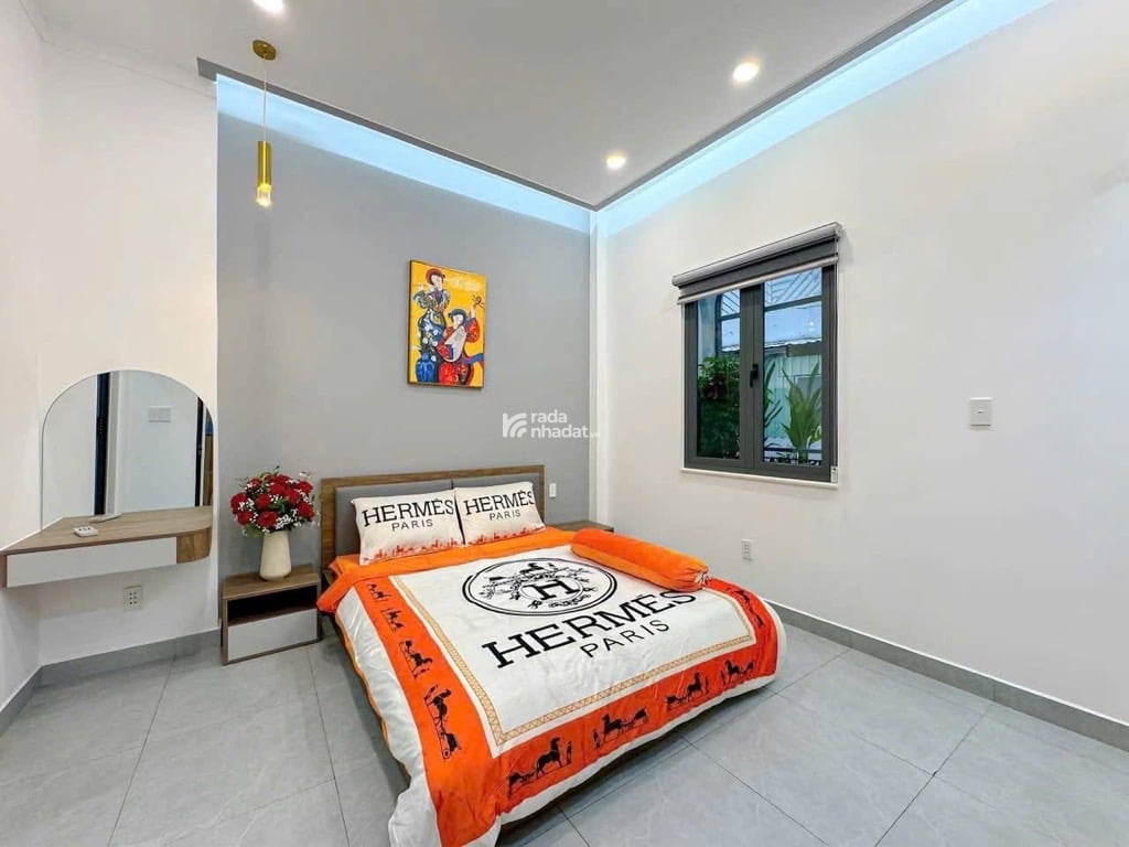 Bán Nhà Phố ĐẸP SANG 3 Tầng 3PN 4WC Hẻm Trần Văn Khánh Q7, Sát Trung Tâm Q1, Giá 6,8 Tỷ