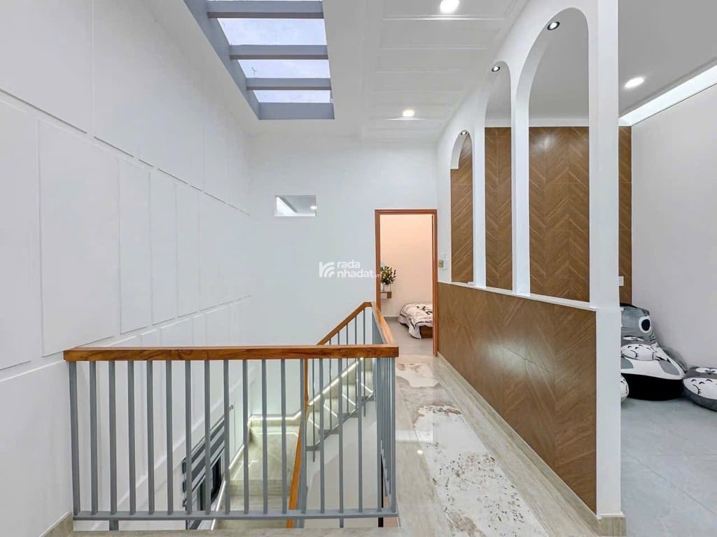 Bán Nhà Phố ĐẸP SANG 3 Tầng 3PN 4WC Hẻm Trần Văn Khánh Q7, Sát Trung Tâm Q1, Giá 6,8 Tỷ