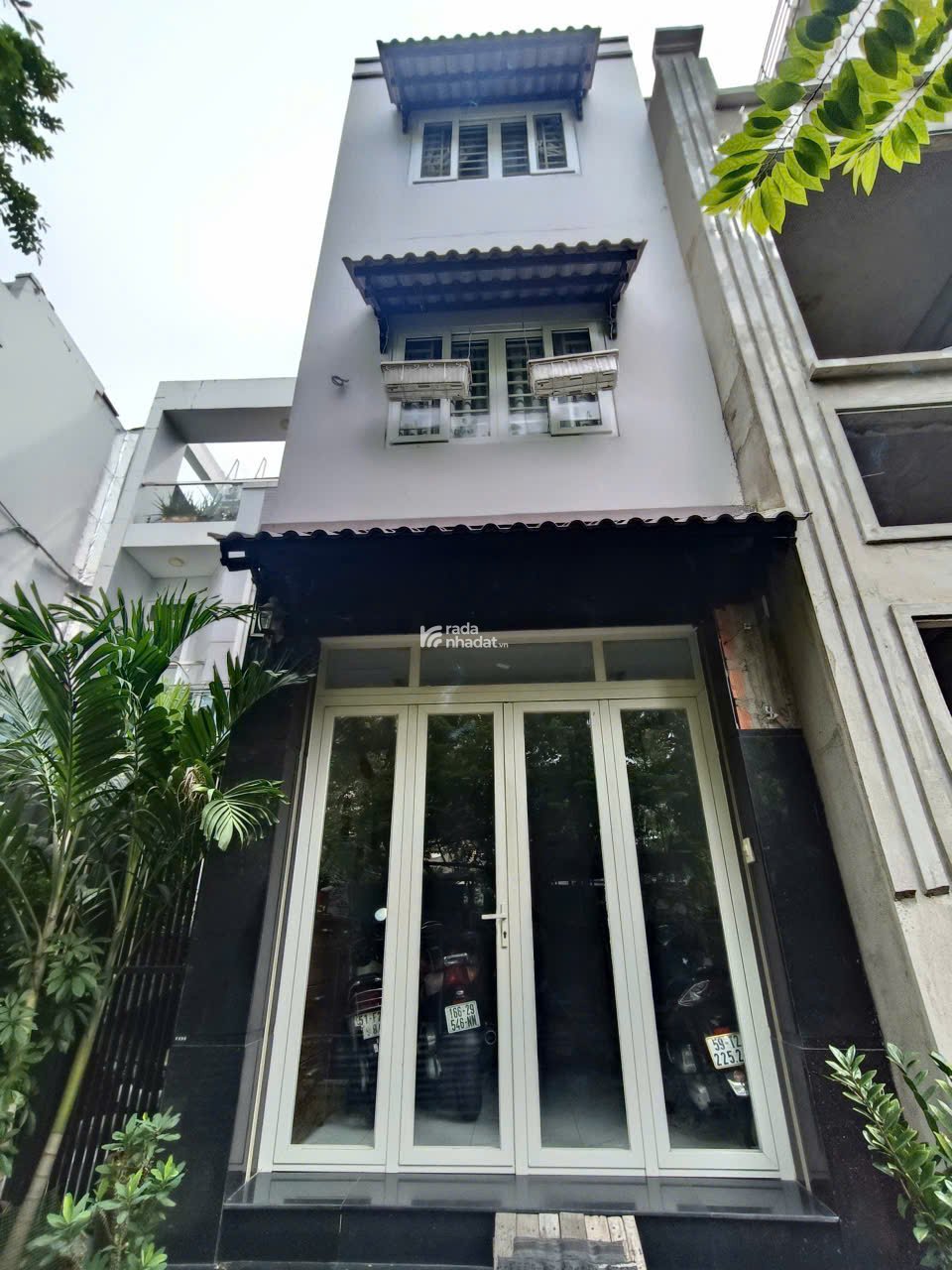 Trần Khánh Dư, Hẻm Ô Tô - 3 Tầng 4PN, DT 36.8m2, Sống Ngay Q1