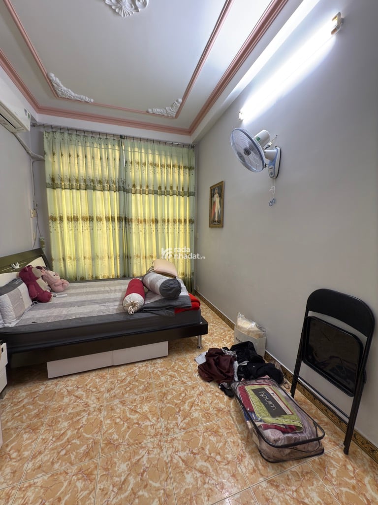 BÁN NHÀ ĐƯỜNG ĐỒNG ĐEN - CÁCH 2 CĂN RA TỚI ĐƯỜNG LỚN