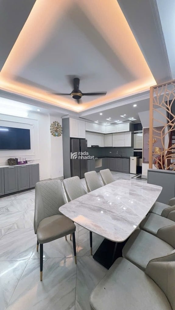 CẦU GIẤY - NHÀ ĐẸP - SỔ VUÔNG - TẶNG FULL NỘI THẤT - NGÕ THOÁNG - Ở SƯỚNG