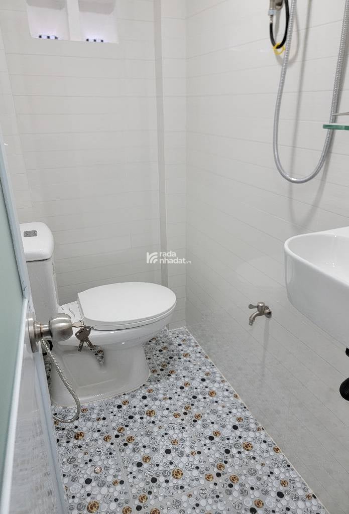 GIÁ RẺ ĐỖ NHUẬN, TÂN PHÚ, CHUẨN 2 TẦNG HIẾM CÓ. GIẢM 550TR CHỈ CÒN 2T TL TỐT