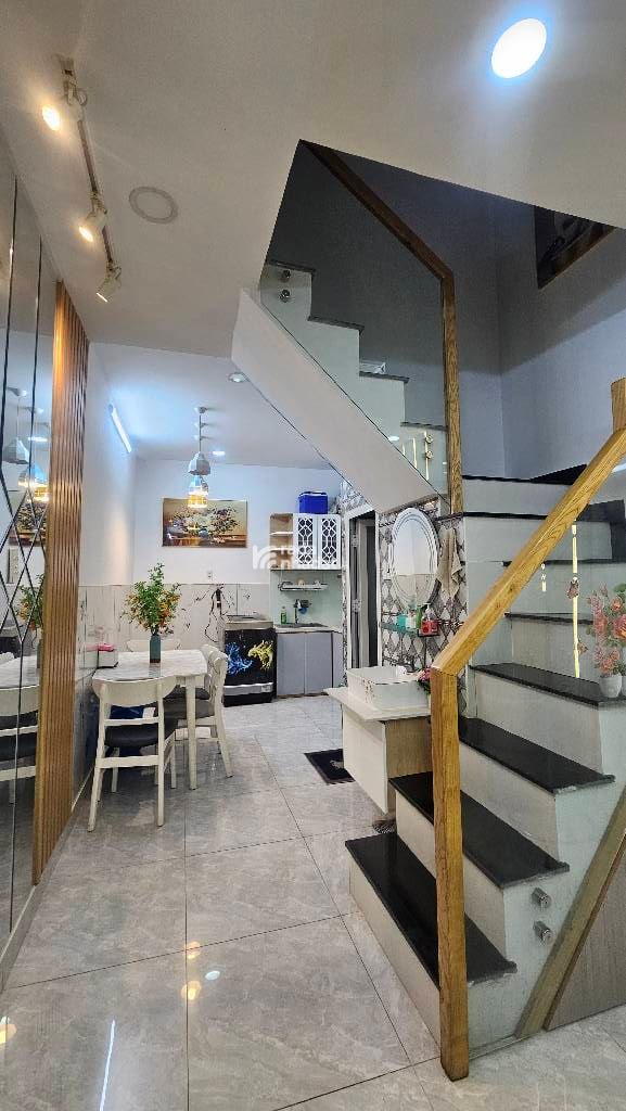 HẺM XE HƠI  - 30M2 -  HUỲNH VĂN NGHỆ-P.15- TÂN BÌNH- 3 TỶ 9