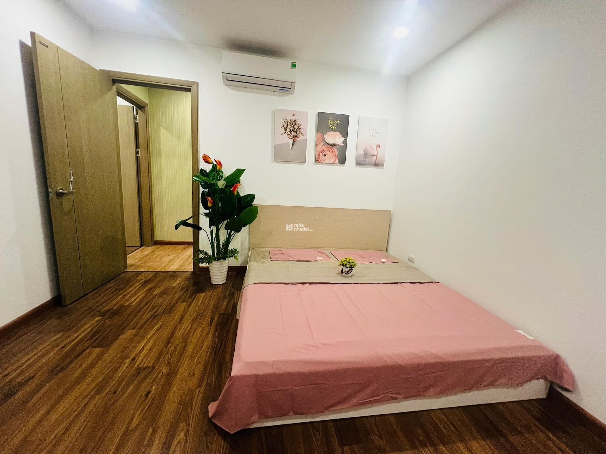 Cần bán nhanh căn Mulberry 129m2, giá 6,6 tỷ, 3N 2W, sẵn sổ, full nội thất. LH 0962 347 ***