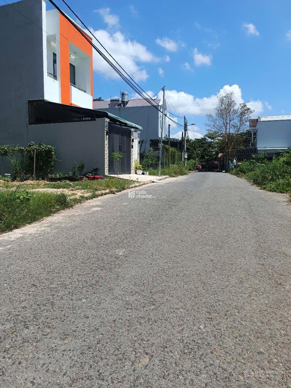 Bán Đất Thổ Cư Thủ Dầu Một - Đường Nhựa - Giá Siêu Rẻ - Sổ Hồng Riêng