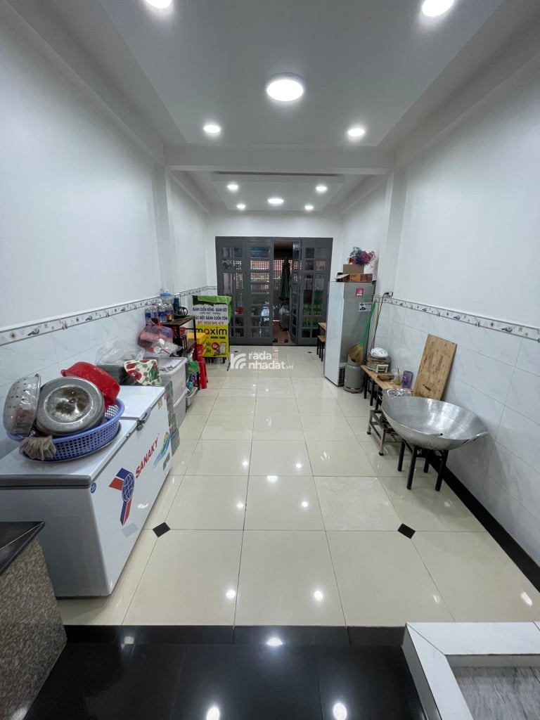  Mặt đường kinh doanh Phạm Vấn CHDV