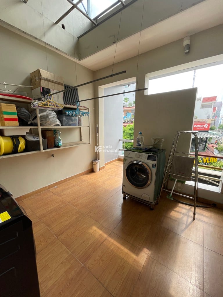  Mặt đường kinh doanh Phạm Vấn CHDV