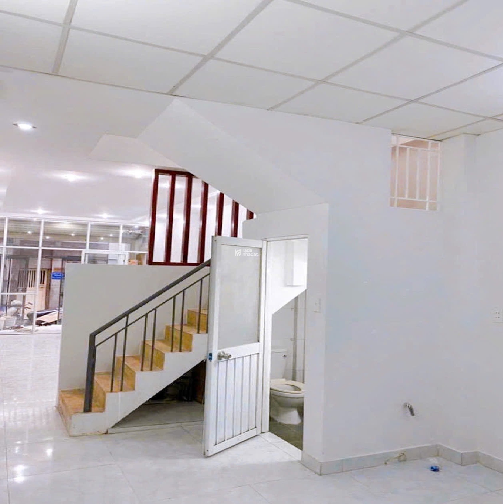 Bán nhà hẻm xe hơi Cách Mạng Tháng Tám, QUẬN 3, Sổ vuông vức 3.5 x 13 m, Giá 14.2 tỷ