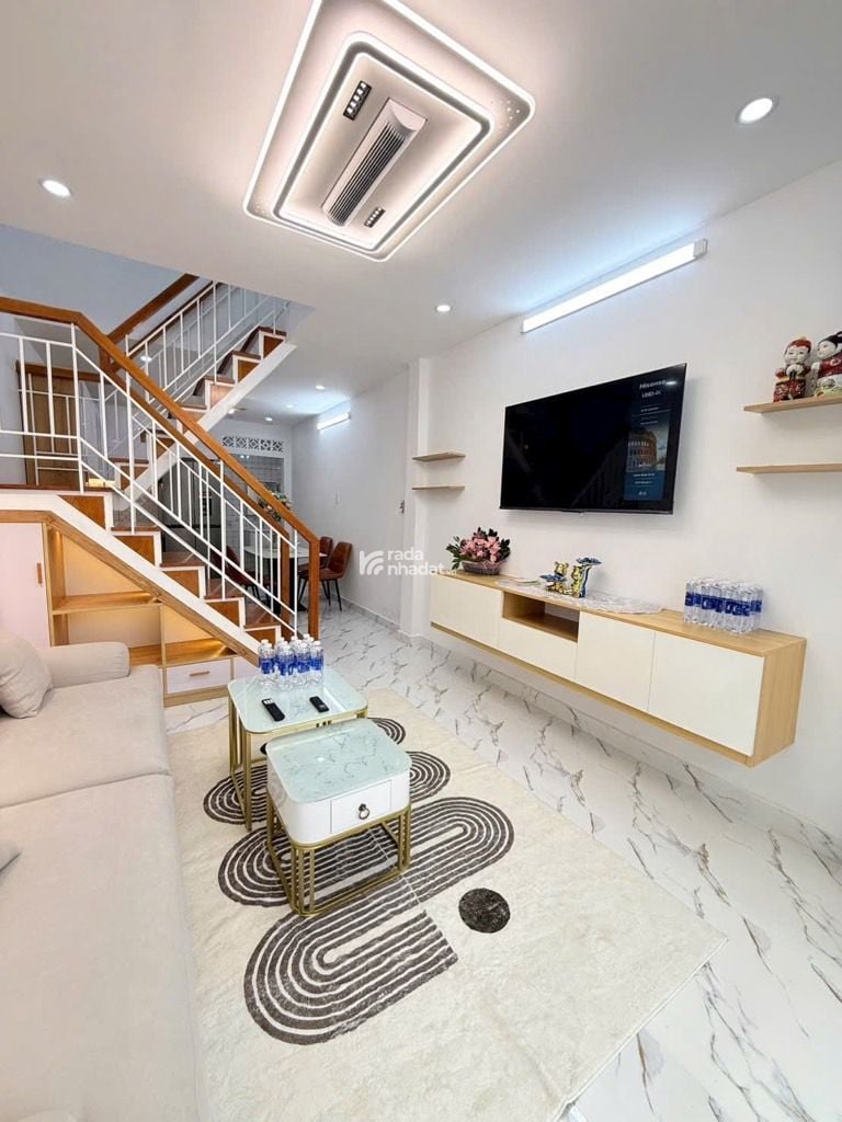 NHÀ SIÊU ĐẸP - FULL NỘI THẤT CAO CẤP - HẺM XE HƠI - GẦN GA T3