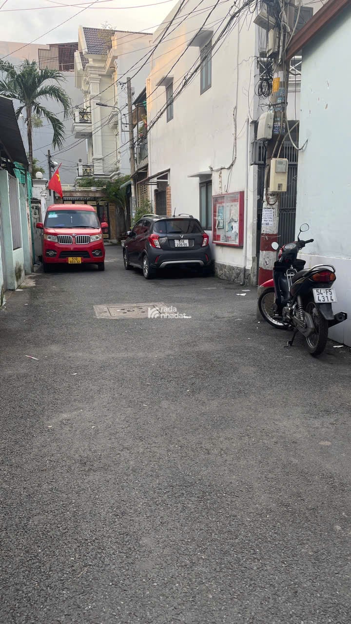 Bán  Gấp Nhà Phố 1 Trệt 1 Lầu  Chỉ 4,5 Tỷ Xe Hơi Tới Cửa Nhà  Đường Thống Nhất P 11 Quận Gò Vấp