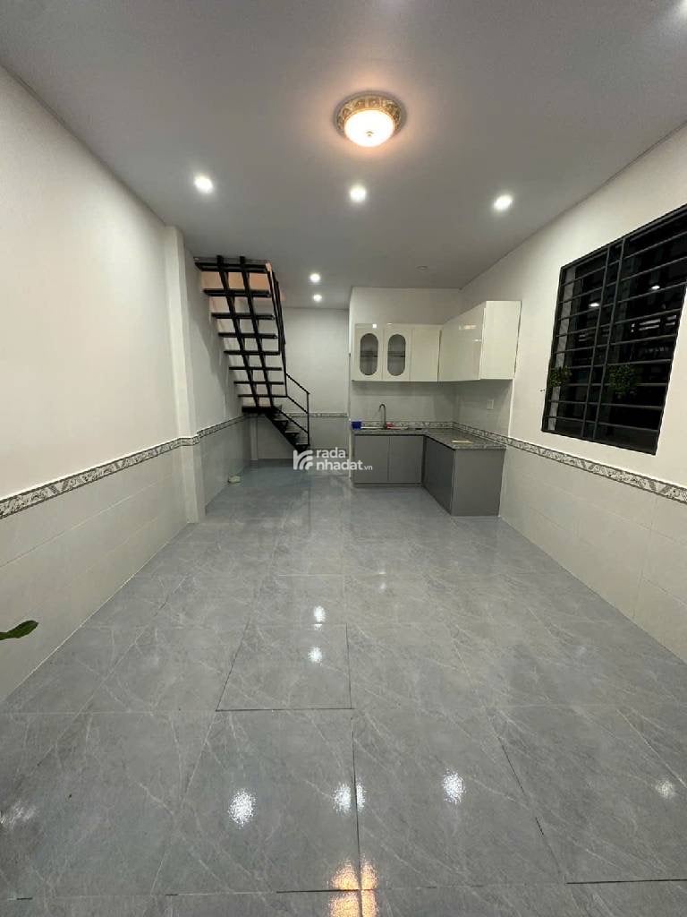 NHÀ ĐẸP Ở NGAY ,Ngay  Trường Lê Anh Xuân, Uỷ Bạn Phường,Trường Trần Phú